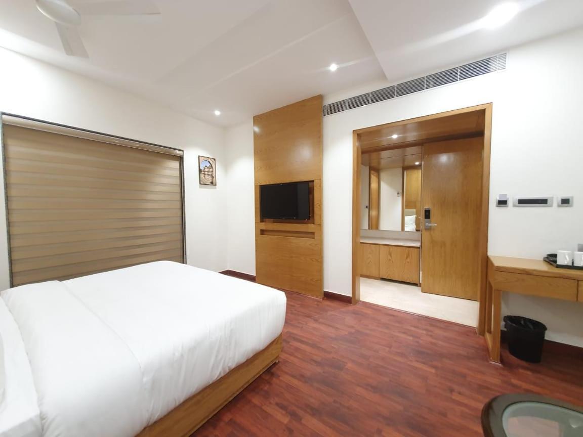 The Moziac Hotel Gwalior Εξωτερικό φωτογραφία